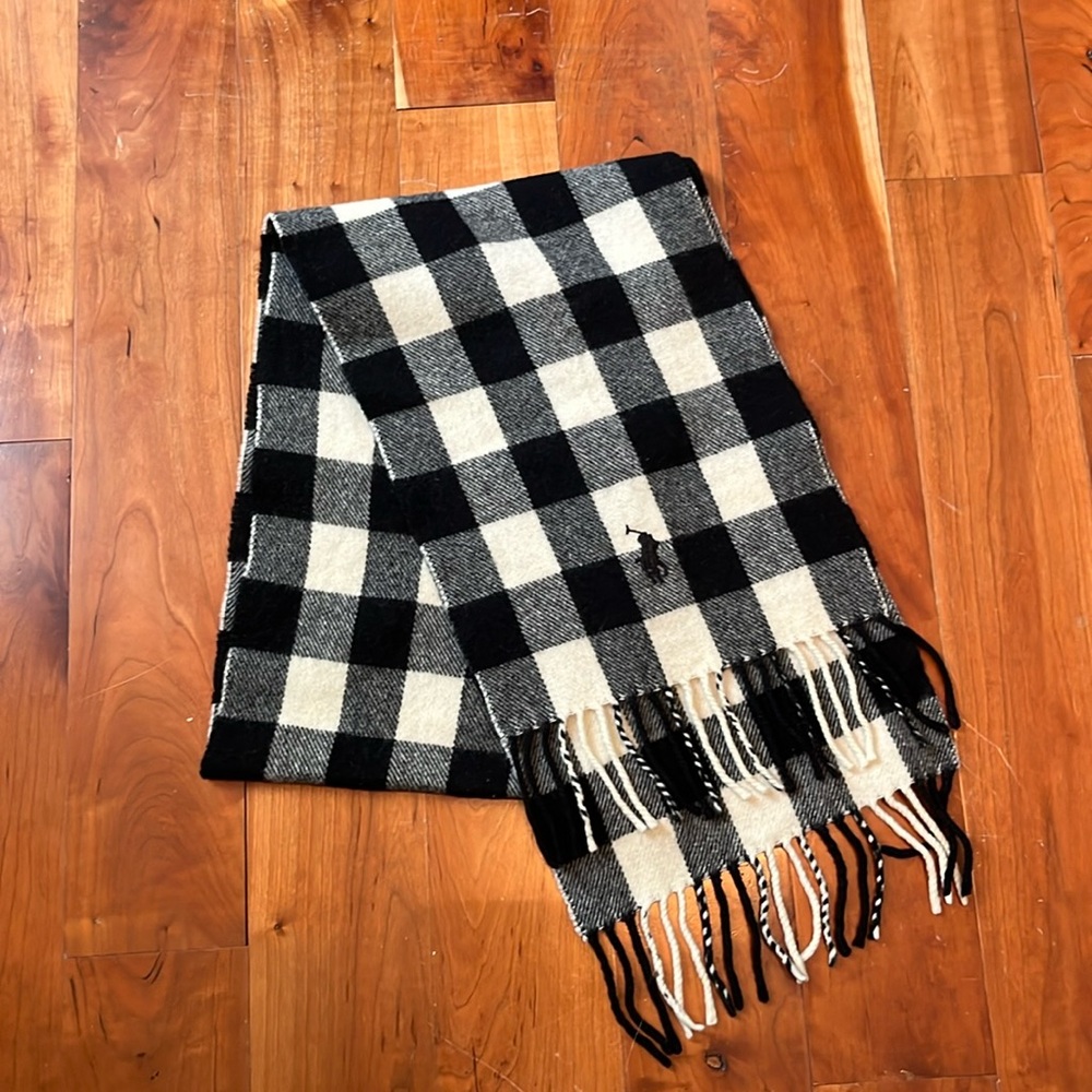 Ralph Lauren 100% Lambs Wool Scarf